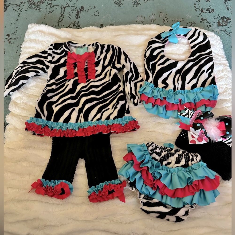 Mud Pie Zebra 0-6 months